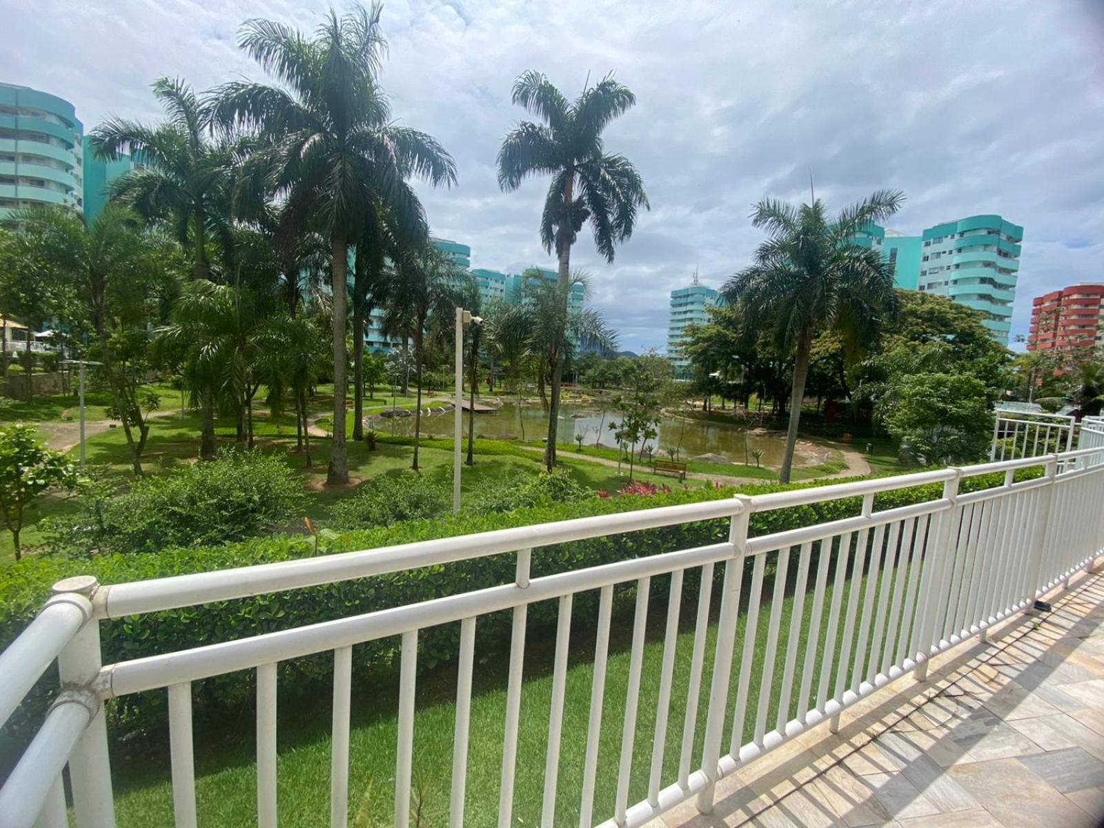 Mountain, Lake And Pool View Apartment Rio de Janeiro Værelse billede
